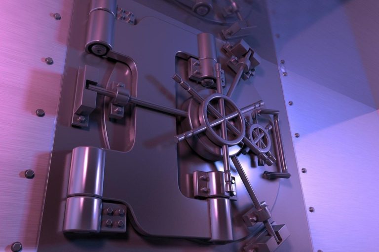 كيف تتعامل المصارف مع الأموال المجمدة بسبب العقوبات؟
