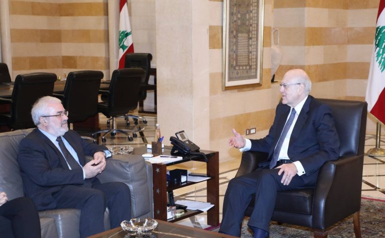 مدير المخابرات القبرصية في بيروت لبحث الهجرة غير الشرعية 59 قارباً غادر لبنان عام 2023 وأكثر من 3500 شخص معظمهم من السوريين