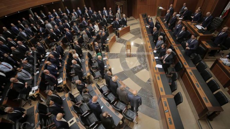 من شهاب لعون: تعديل الدستور “قاعدة” لانتخاب قائد الجيش 23/12/2024