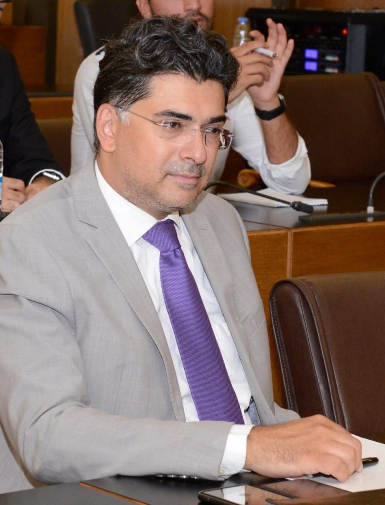 الإستشارات النيابية الملزمة من قصر بعبدا لإختيار رئيس الحكومة المقبلة